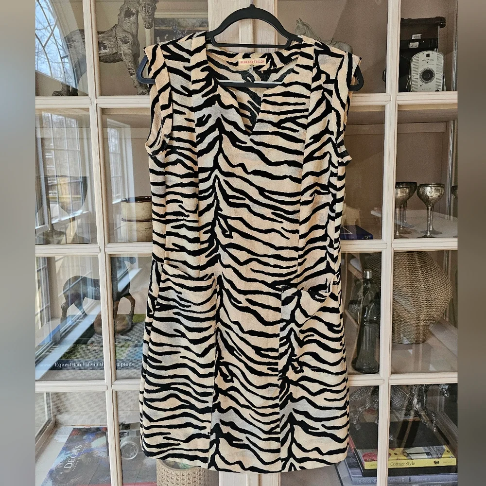 Rebecca Taylor Animal Print Sleeveless Shift Dress Split Neck with Front Pockets - Picture 2 of 6